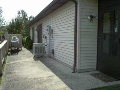 1023 Grenelefe Court Decatur, IN 46733 - Photo 2 of 9