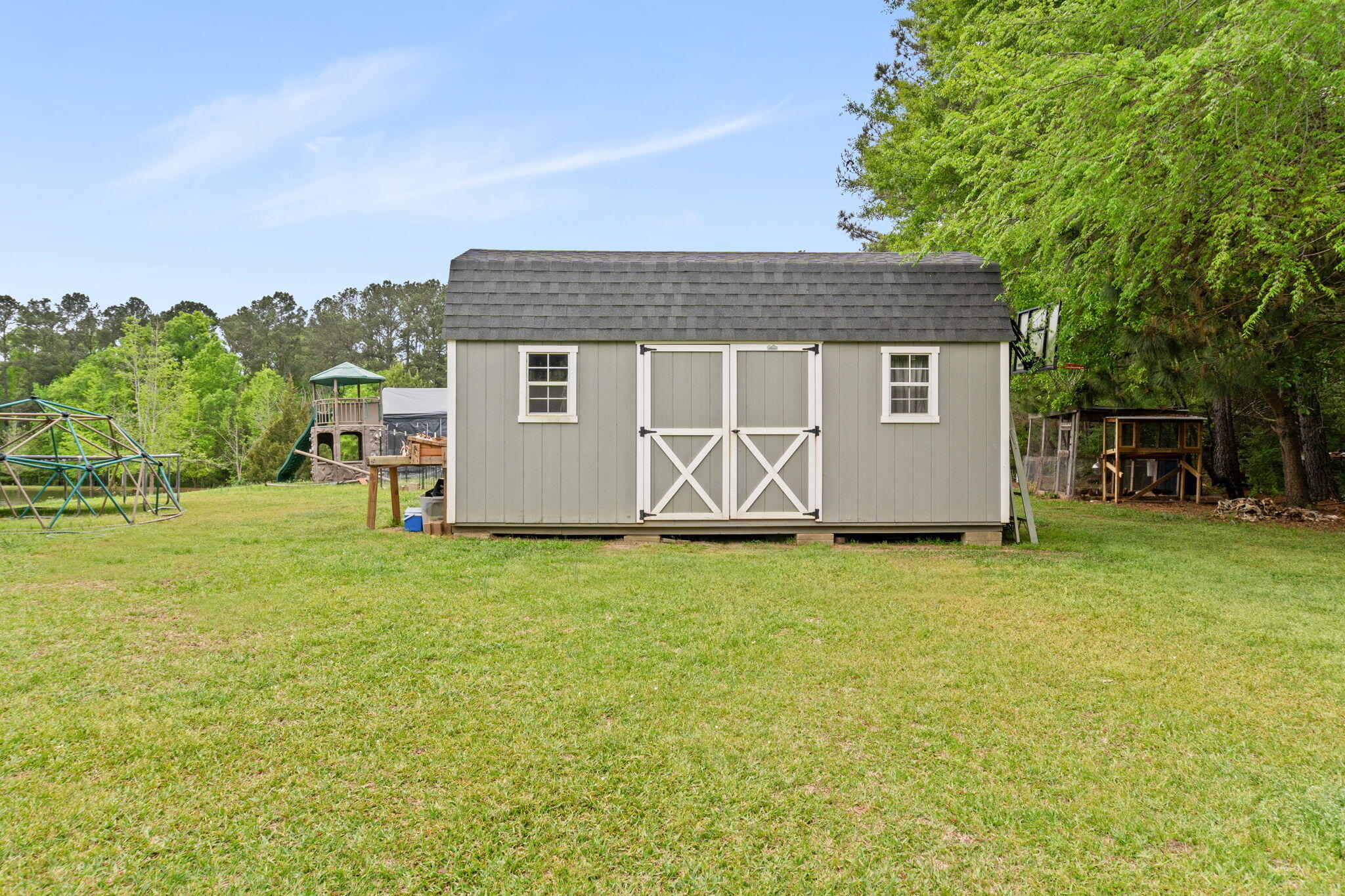 843 Highway 25 Edgefield, SC 29824 - Photo 25 of 32 Storage shed