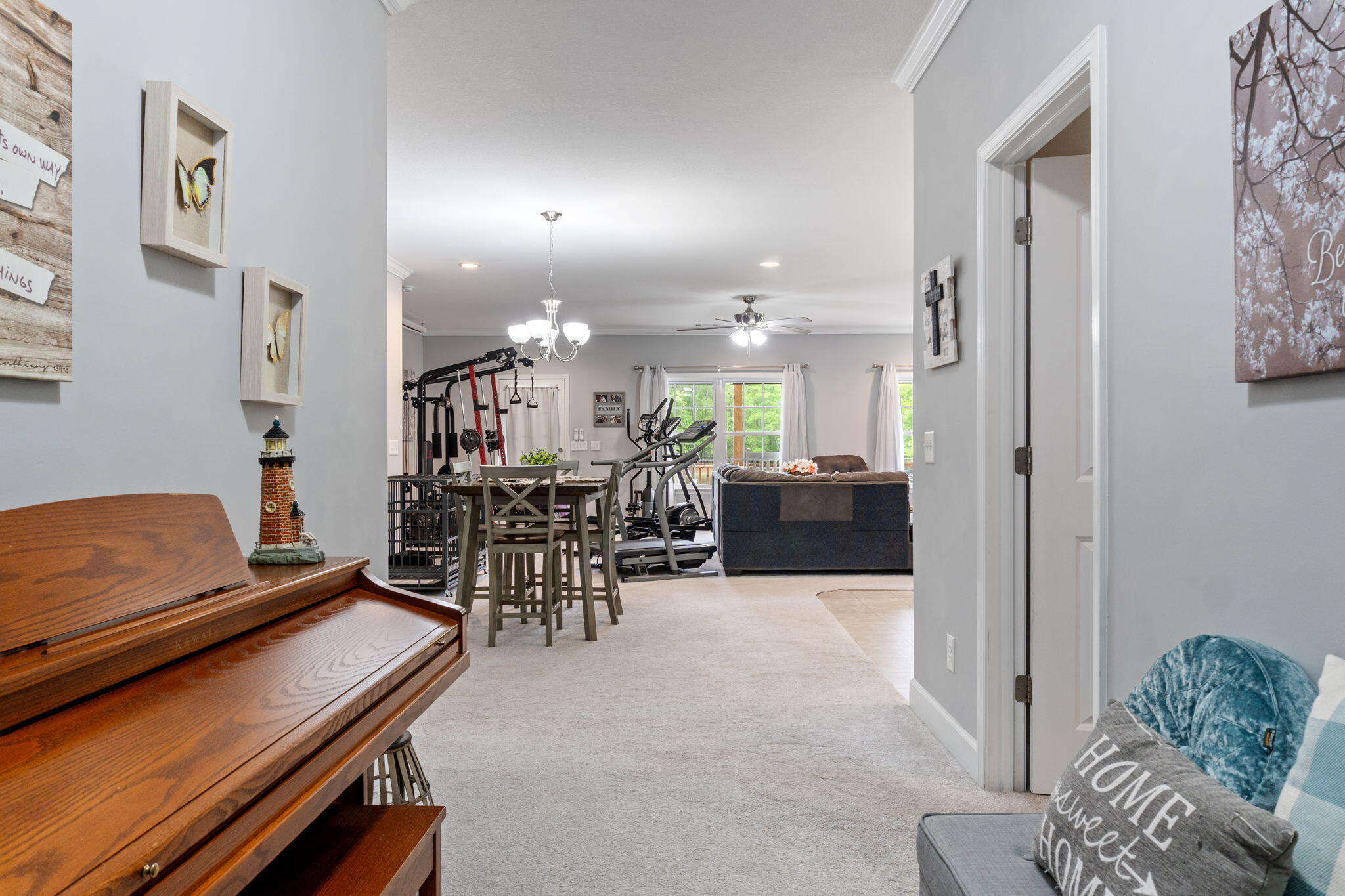 843 Highway 25 Edgefield, SC 29824 - Photo 4 of 32 Foyer