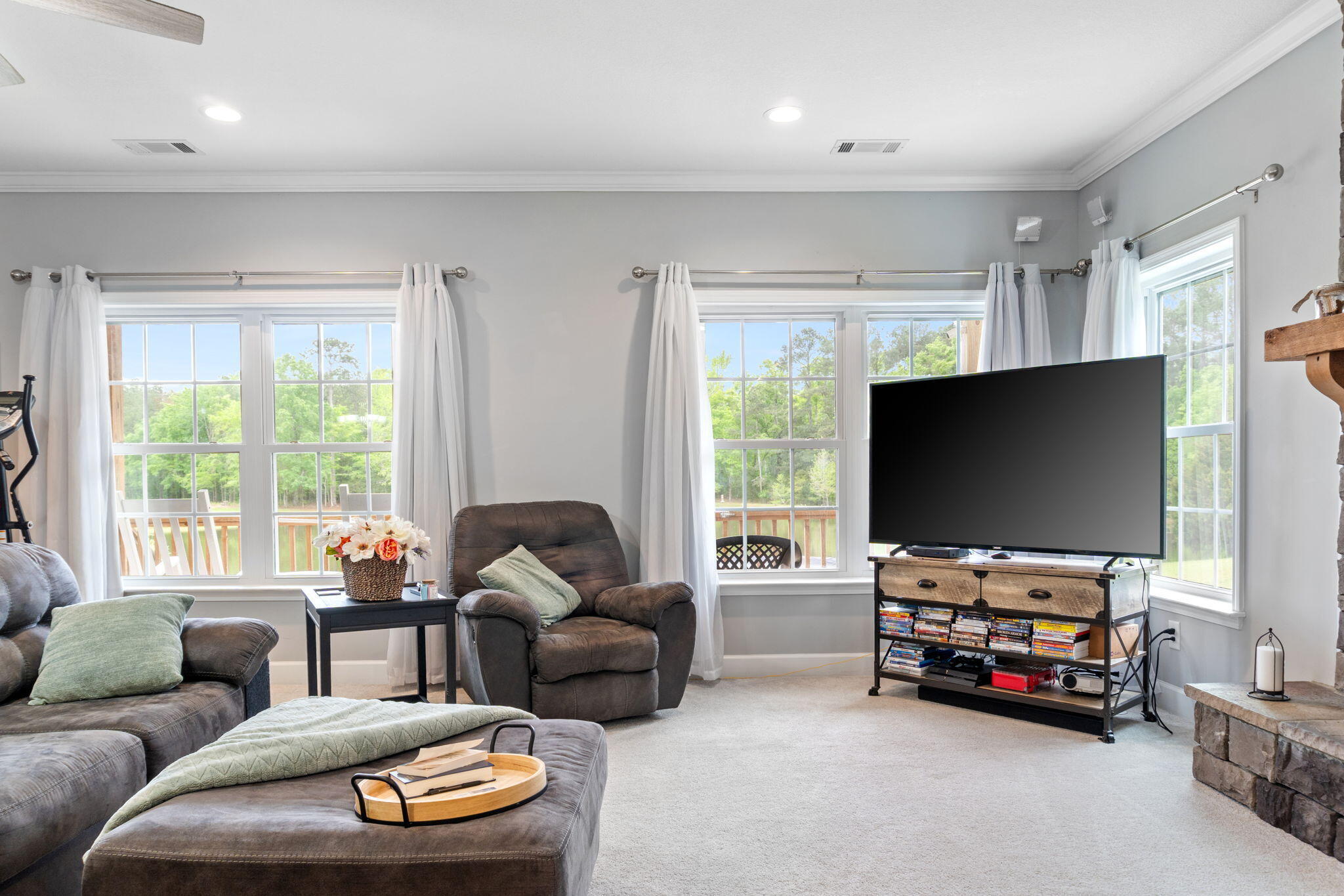 843 Highway 25 Edgefield, SC 29824 - Photo 6 of 32 Living Room 2