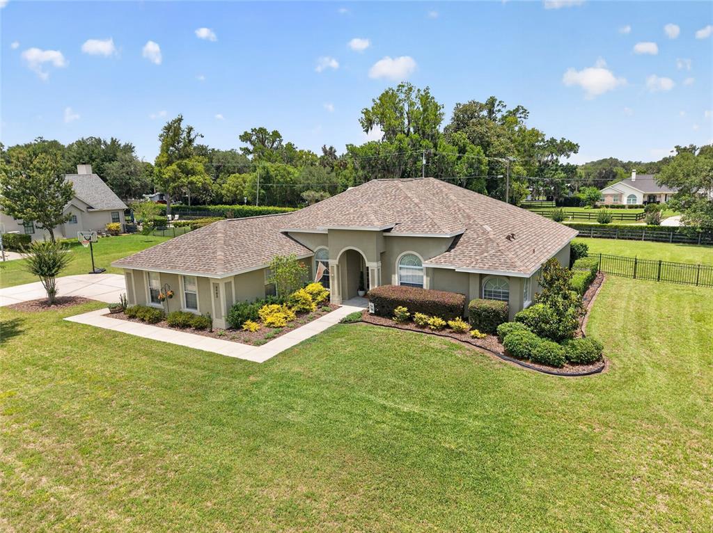 3903 Southeast 38th Loop Ocala, FL 34480 - Photo 4 of 36