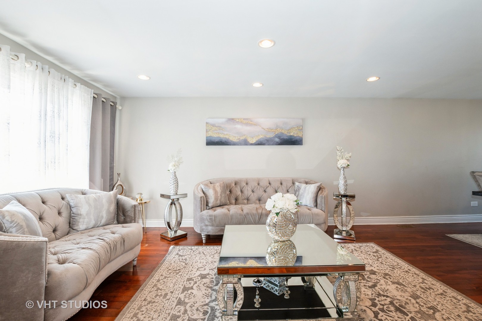 8036 Fawn Trail Justice, IL 60458 - Photo 5 of 16 a living room with furniture and a wooden floor