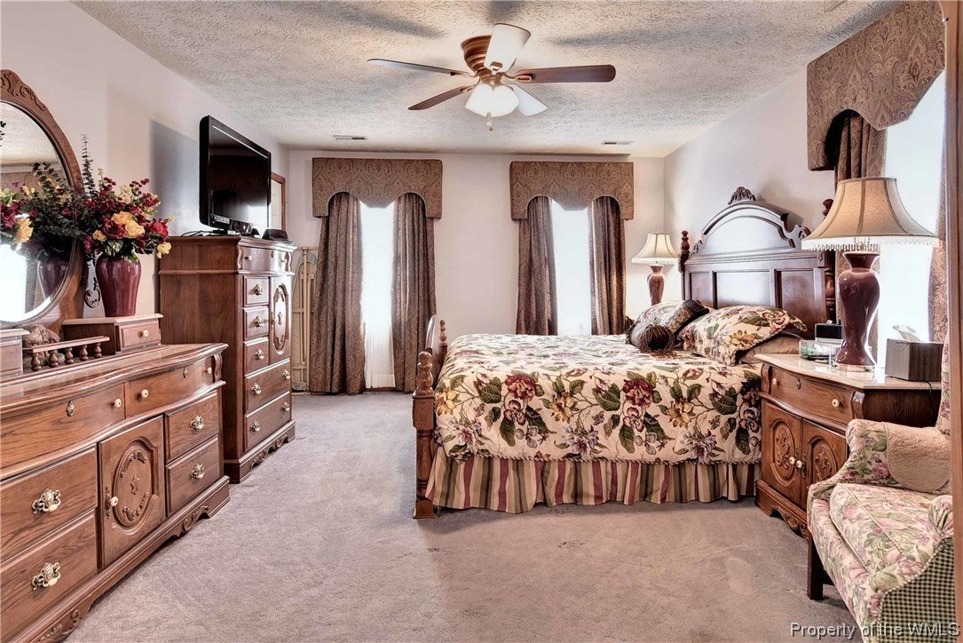 18 Hunter Trace Hampton, VA 23669 - Photo 16 of 41 Gallery Image 16