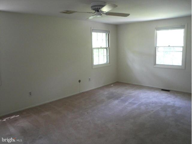 8908 Montpelier Drive Laurel, MD 20708 - Photo 21 of 23 Very large master bedroom w/ceiling fan