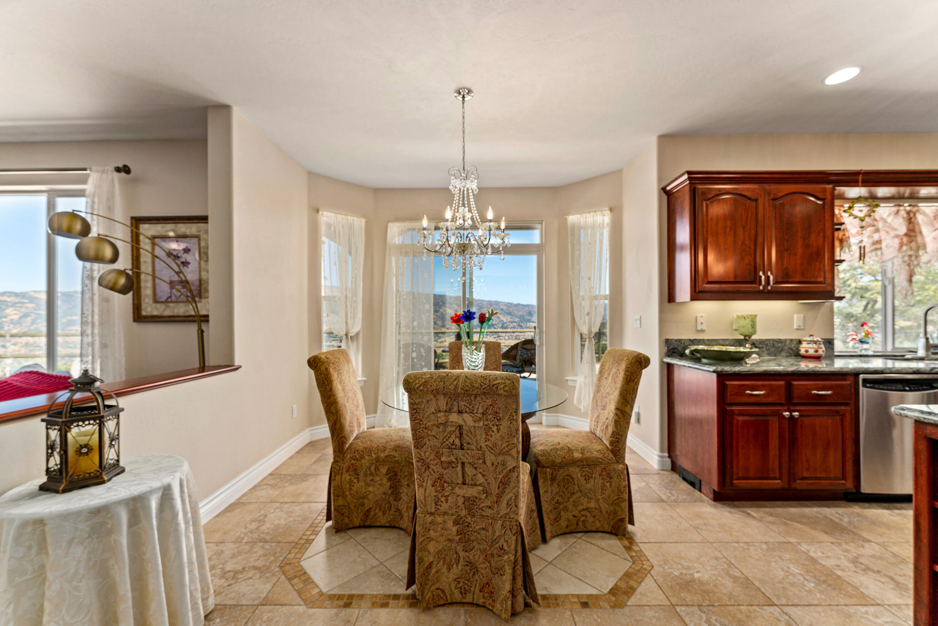 30790 Fox Ridge Court Tehachapi, CA 93561 - Photo 8 of 34 30790 Fox Ridge Ct_InView-Media-8