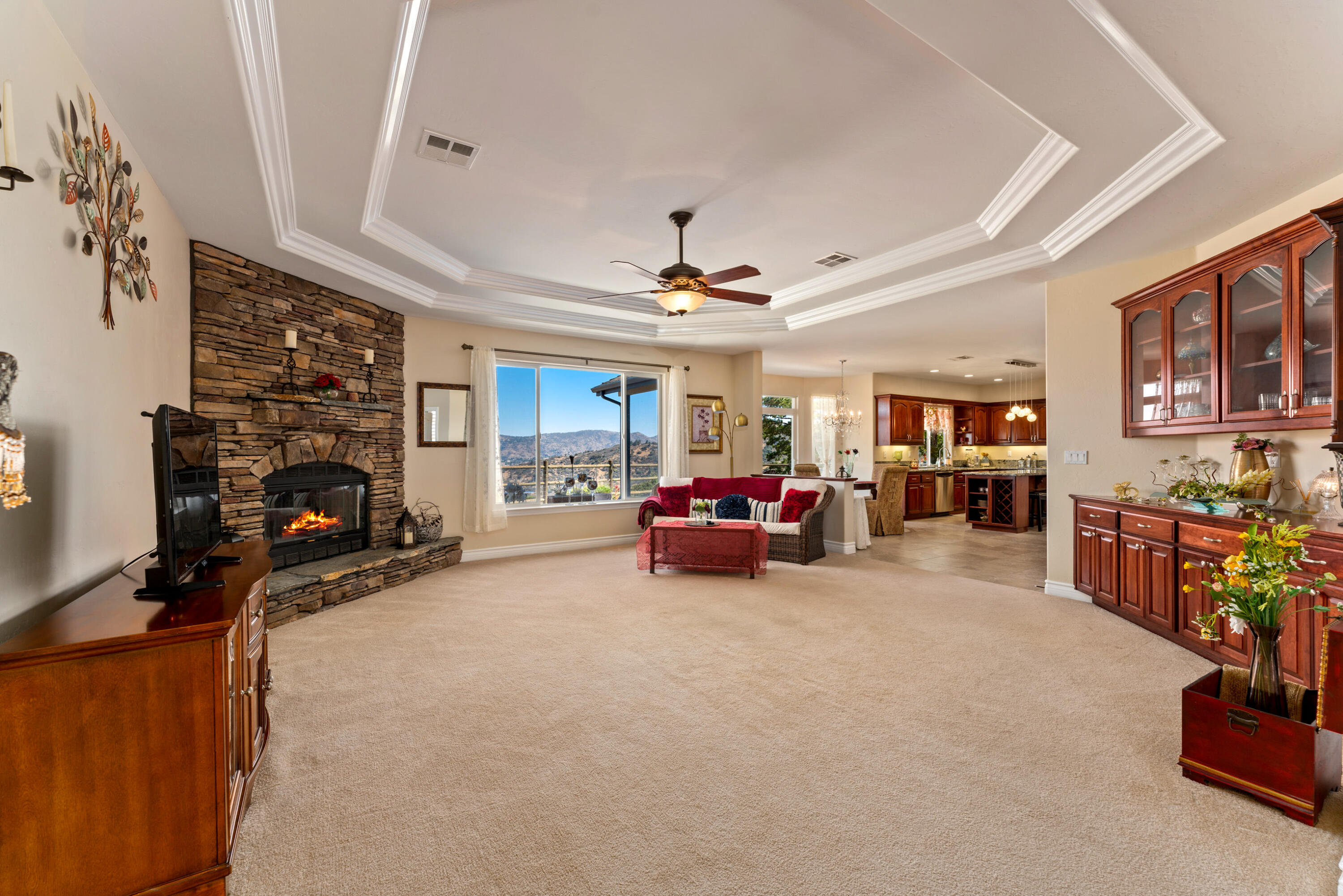 30790 Fox Ridge Court Tehachapi, CA 93561 - Photo 9 of 34 30790 Fox Ridge Ct_InView-Media-9