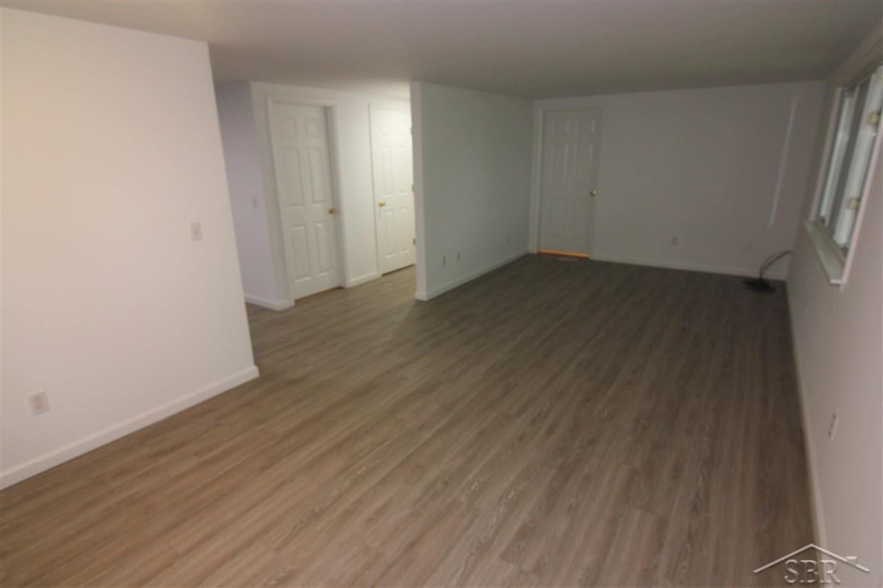 5201 Sherman Road Saginaw, MI 48604 - Photo 4 of 19 50059134-3.JPG