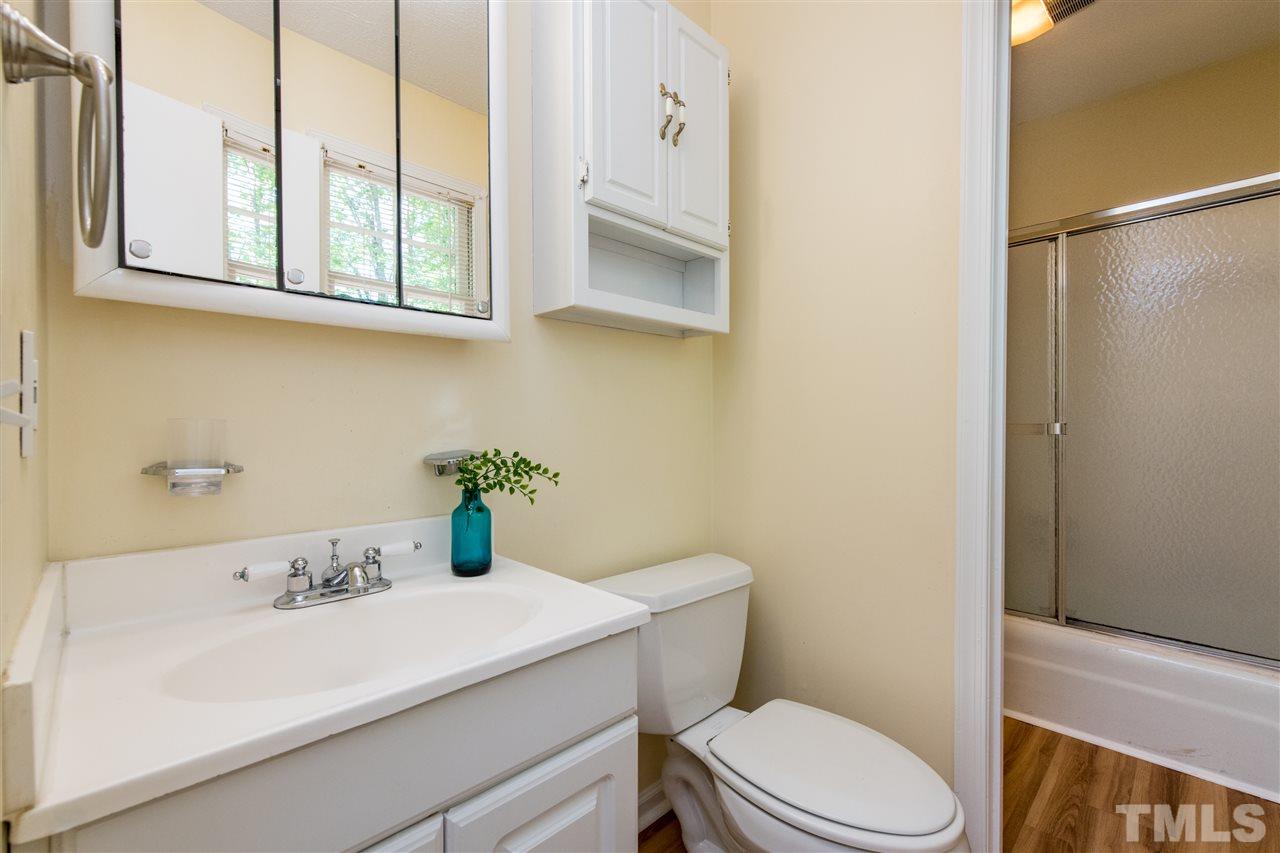 7620 Idolbrook Lane Raleigh, NC 27615 - Photo 18 of 29 Gallery Image 18