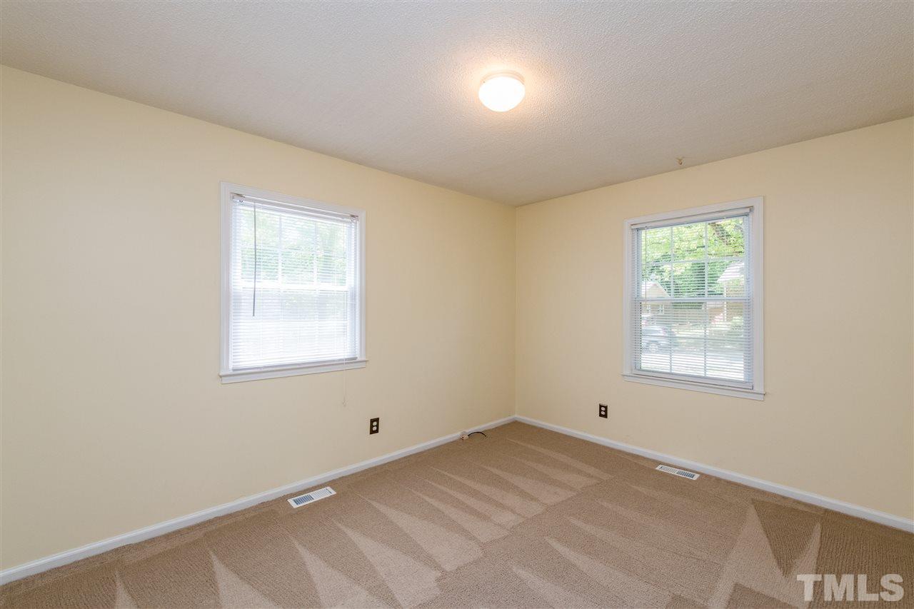 7620 Idolbrook Lane Raleigh, NC 27615 - Photo 23 of 29 Gallery Image 23