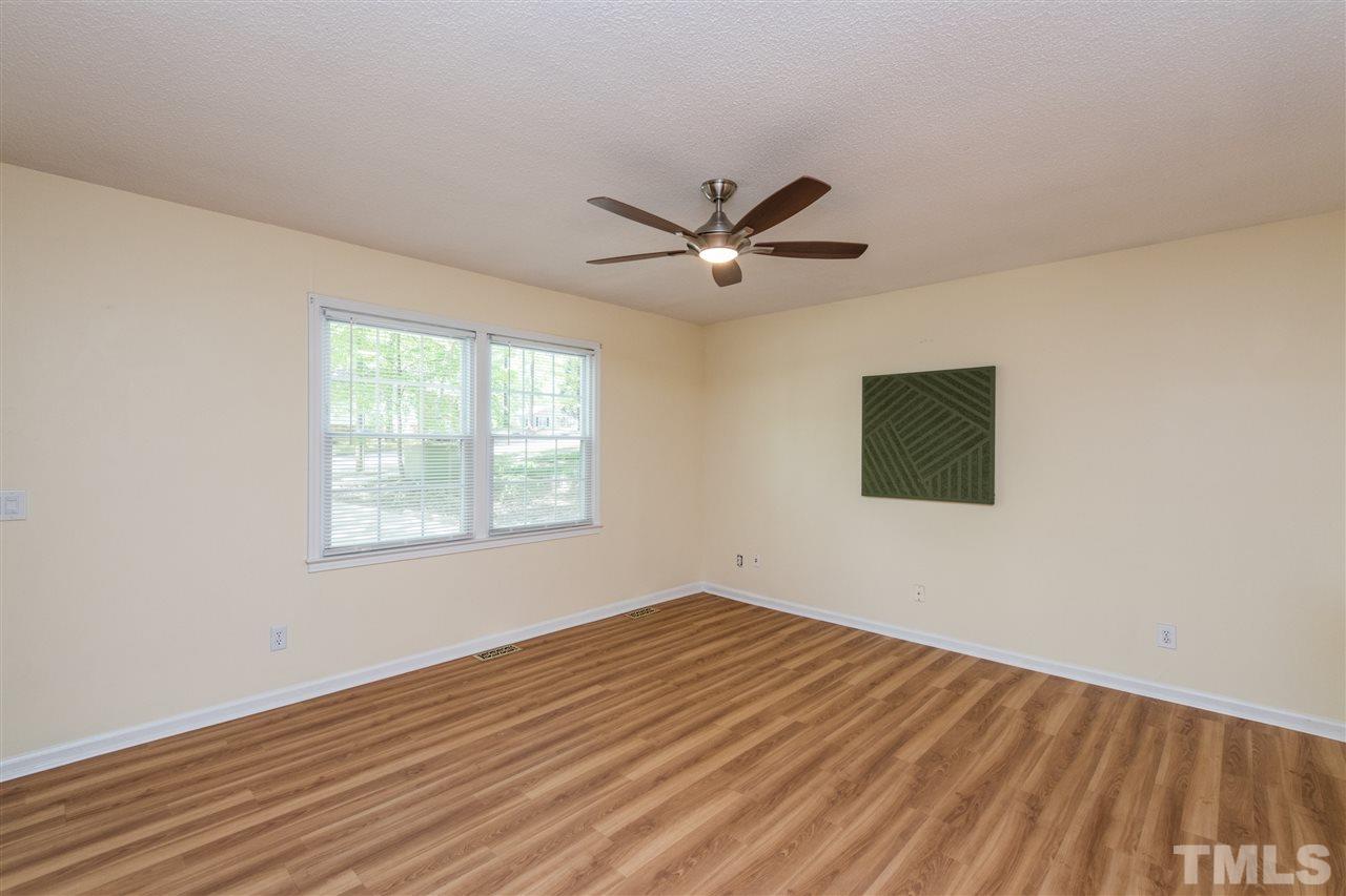 7620 Idolbrook Lane Raleigh, NC 27615 - Photo 5 of 29 Gallery Image 5