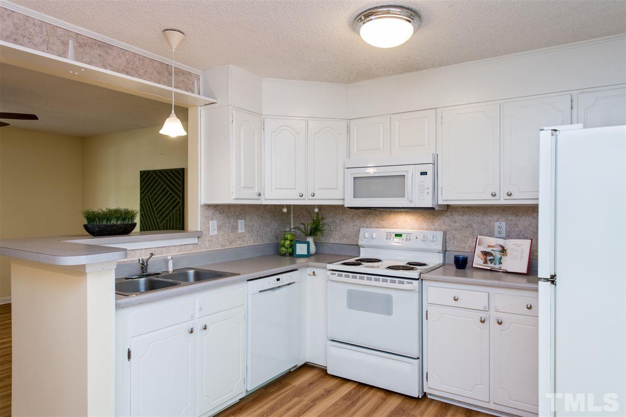 7620 Idolbrook Lane Raleigh, NC 27615 - Photo 10 of 29 Gallery Image 10