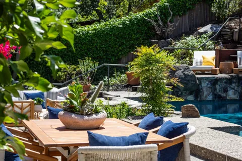 $3,298,000 | 2216 Deodara Drive, Los Altos, CA 94024