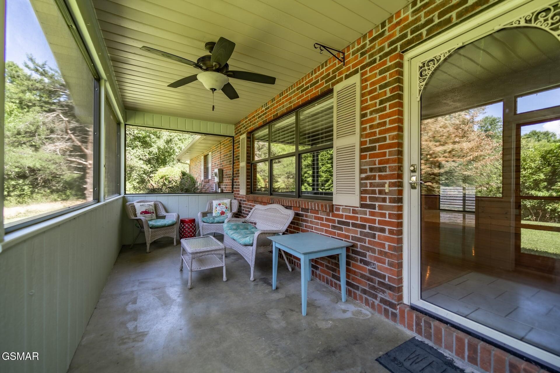 2310 Goldrush Road Pigeon Forge, TN 37863 - Photo 4 of 32 Gallery Image 4