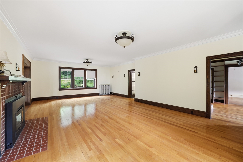 303 East State Street Granby, MA 01033 - Photo 15 of 41