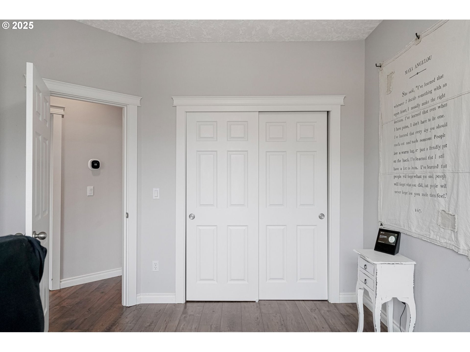 3208 54th Avenue Northeast Albany, OR 97321 - Photo 10 of 43 a view of a bedroom from the hallway