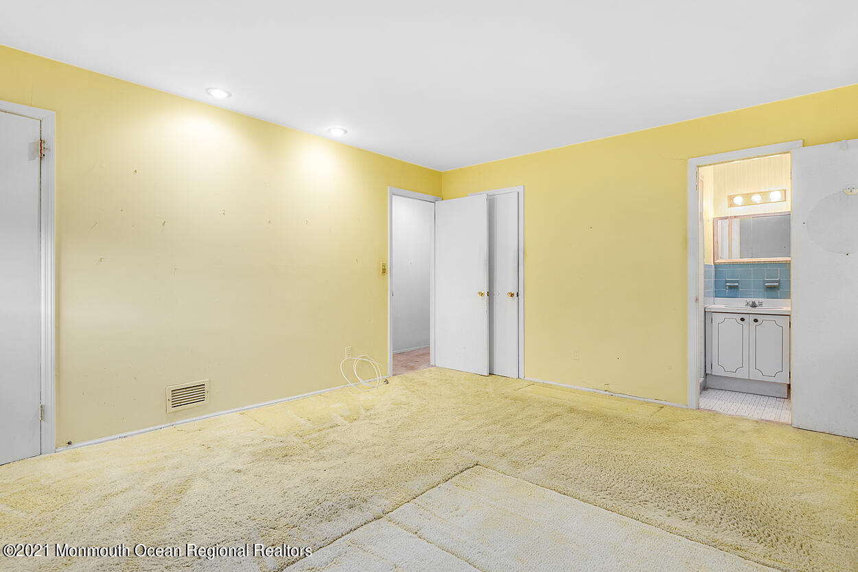 29 Chestnut Road West Orange, NJ 07052 - Photo 22 of 33 19