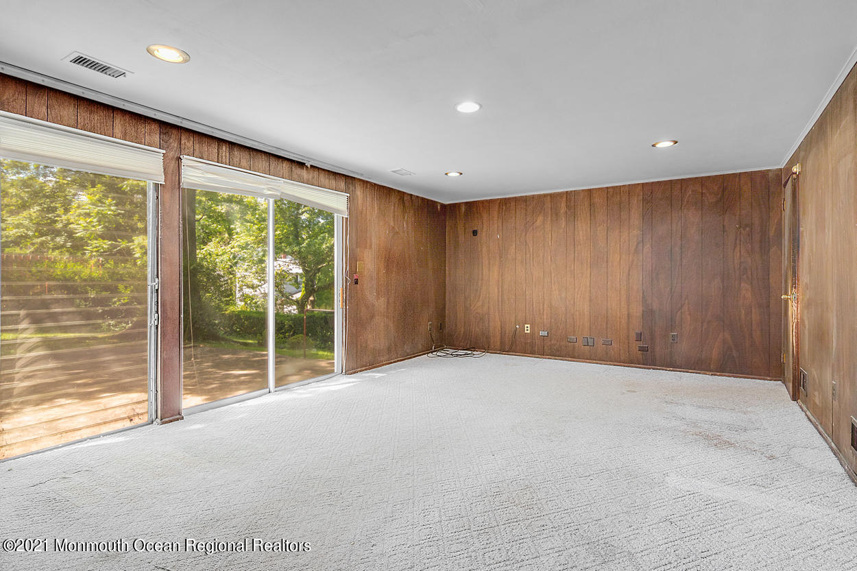 29 Chestnut Road West Orange, NJ 07052 - Photo 28 of 33 25