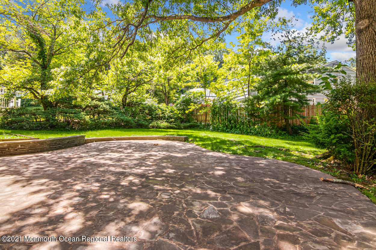 29 Chestnut Road West Orange, NJ 07052 - Photo 5 of 33 31