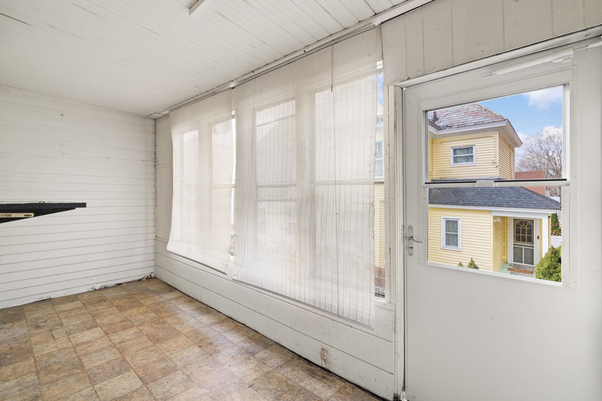 452 Manchester Street, Unit 1 Manchester, NH 03103 - Photo 15 of 24