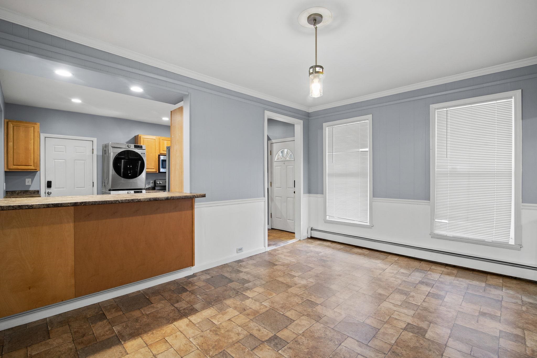 452 Manchester Street, Unit 1 Manchester, NH 03103 - Photo 22 of 24