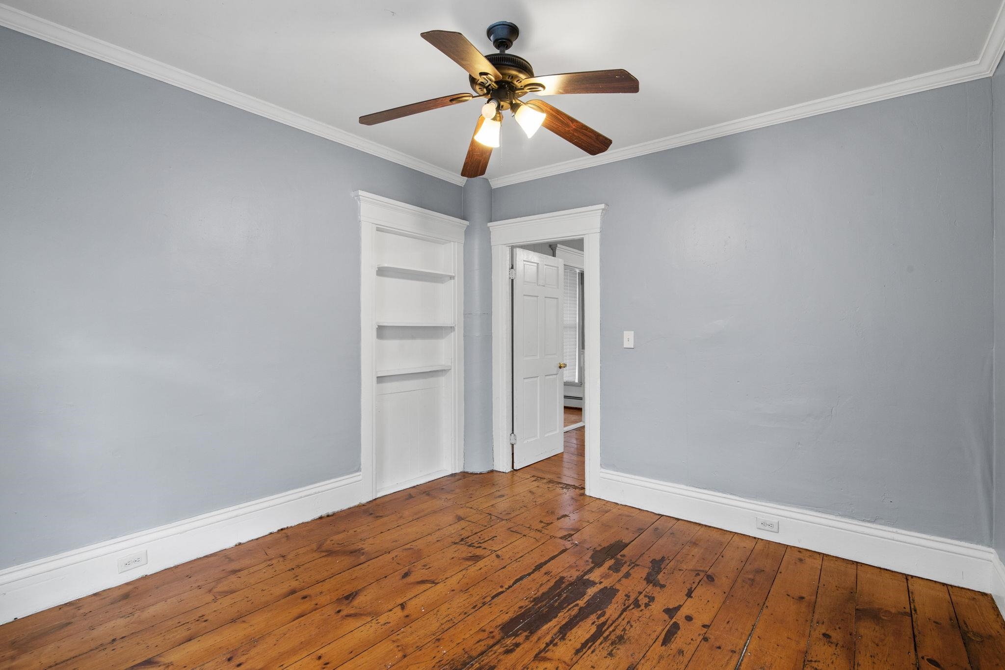 452 Manchester Street, Unit 1 Manchester, NH 03103 - Photo 4 of 24