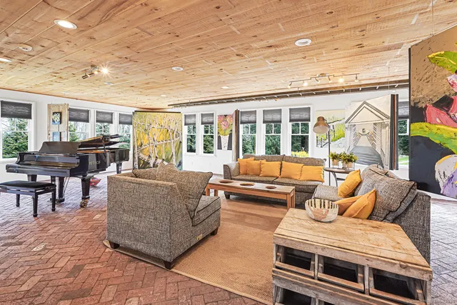 a black and white checkered floor with a black white checkered floor