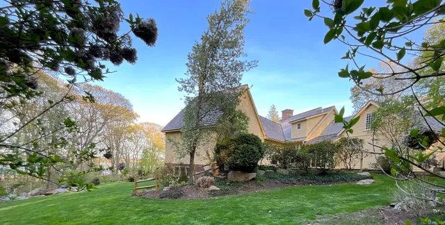 a view of a large building