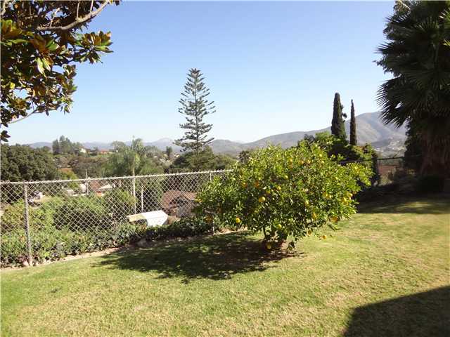 3025 Contut Court Spring Valley, CA 91977 - Photo 5 of 17 Gallery Image 5