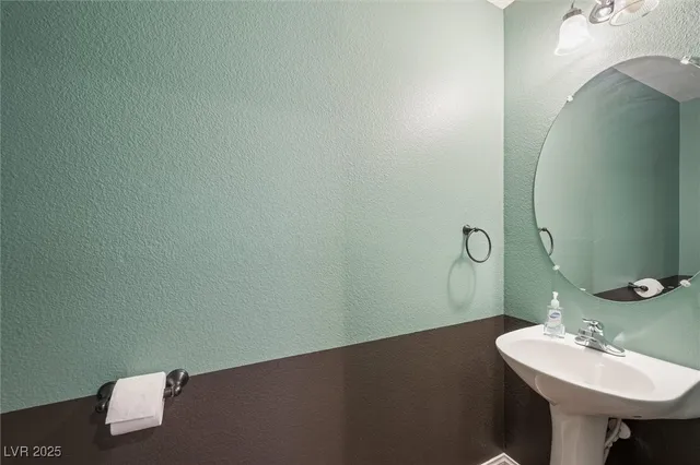 $395,000 | 1151 Paradise Vista Drive, Henderson, NV 89002