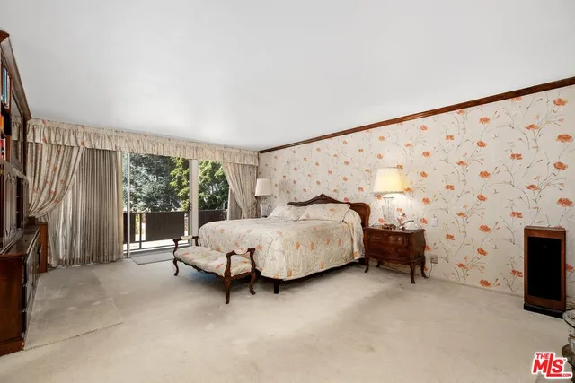 $2,895,000 | 6505 South Halm Avenue, Los Angeles, CA 90056