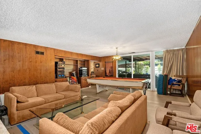 $2,895,000 | 6505 South Halm Avenue, Los Angeles, CA 90056