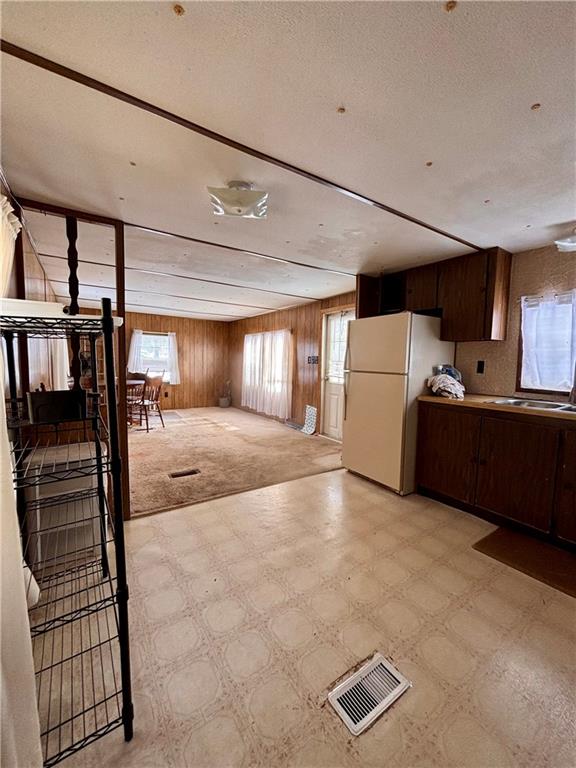 210 Jill Drive Butler, PA 16001 - Photo 6 of 9