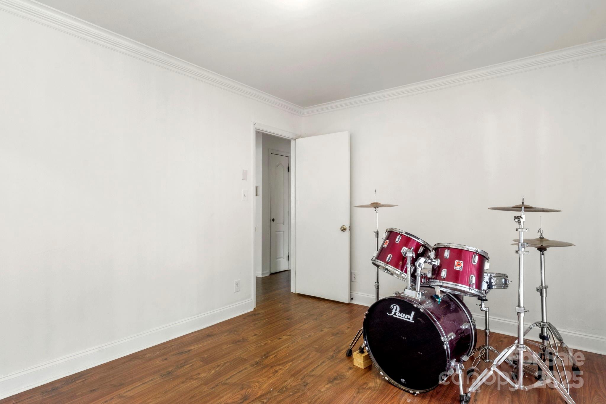 2121 Milton Road Charlotte, NC 28215 - Photo 18 of 26 Gallery Image 18