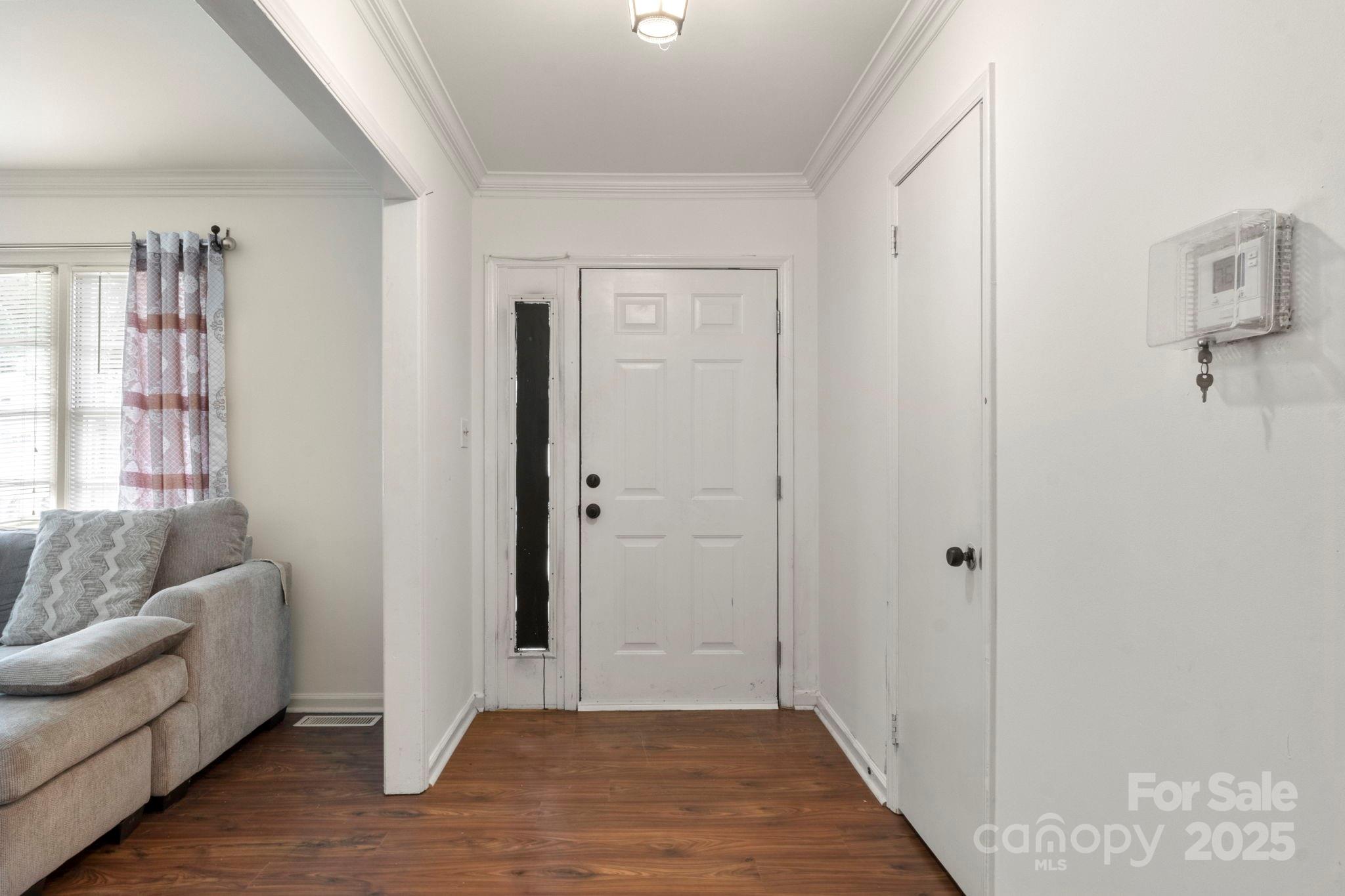 2121 Milton Road Charlotte, NC 28215 - Photo 6 of 26 Gallery Image 6
