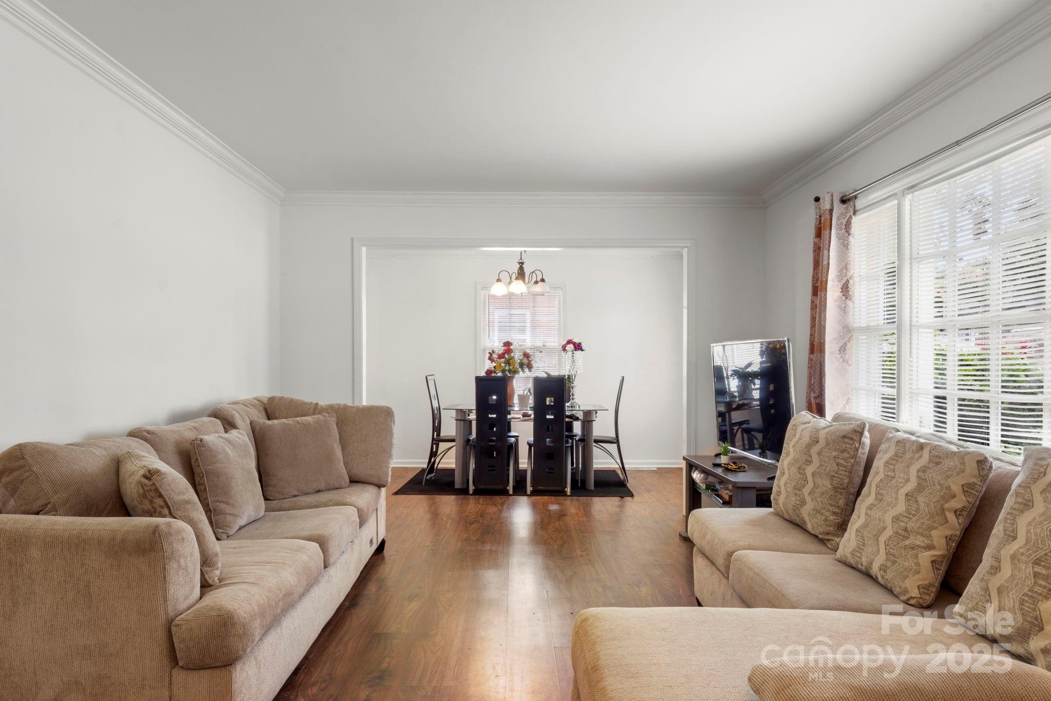 2121 Milton Road Charlotte, NC 28215 - Photo 7 of 26 Gallery Image 7