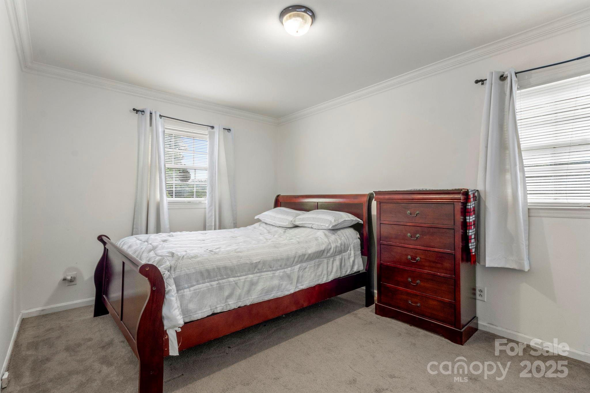2121 Milton Road Charlotte, NC 28215 - Photo 10 of 26 Gallery Image 10