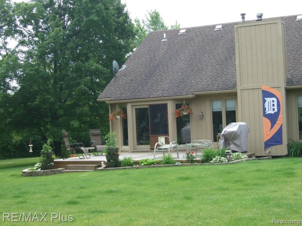 1820 West Leonard Road Leonard, MI 48367 - Photo 22 of 28 DSCF5417.jpg