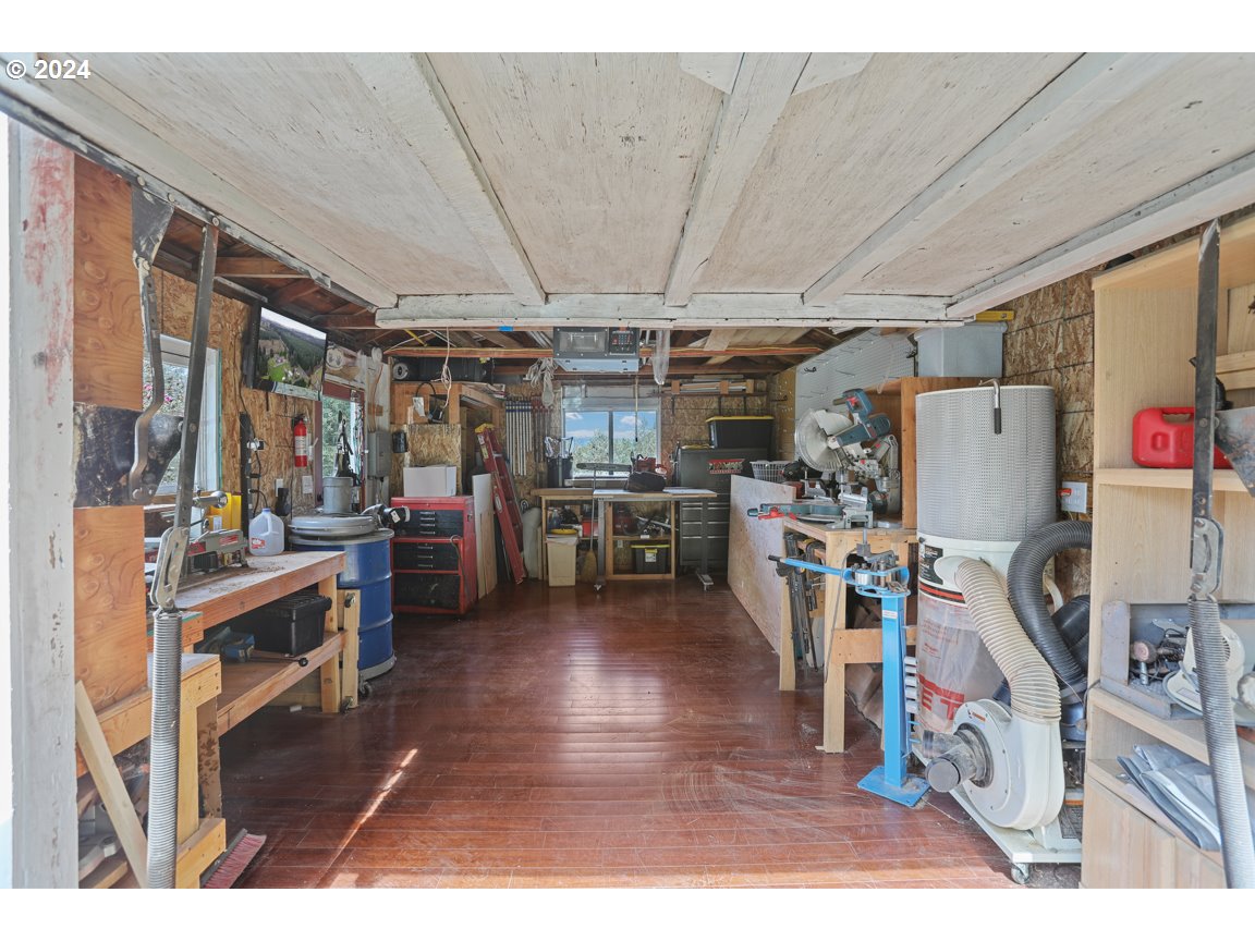 32997 Sykes Road St. Helens, OR 97051 - Photo 32 of 44 a view of a storage & utility room