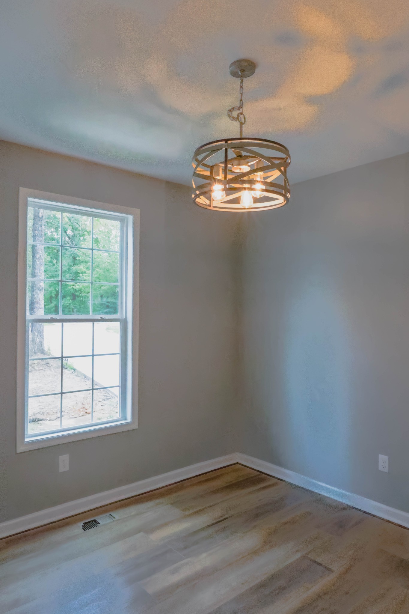 161 Vista Pointe Hohenwald, TN 38462 - Photo 15 of 43 a view of a room with a window