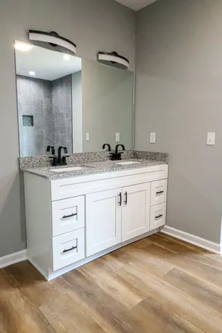 $469,000 | 161 Vista Pointe, Hohenwald, TN 38462