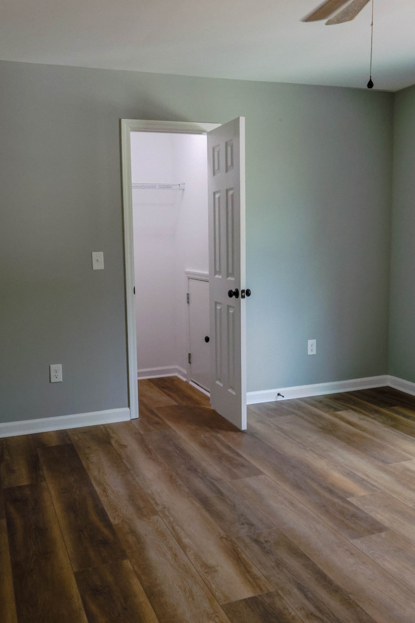161 Vista Pointe Hohenwald, TN 38462 - Photo 33 of 43 a view of an empty room with wooden floor