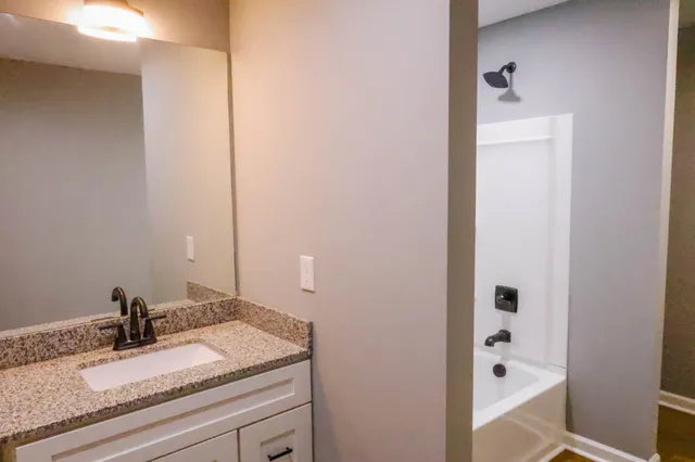 $469,000 | 161 Vista Pointe, Hohenwald, TN 38462