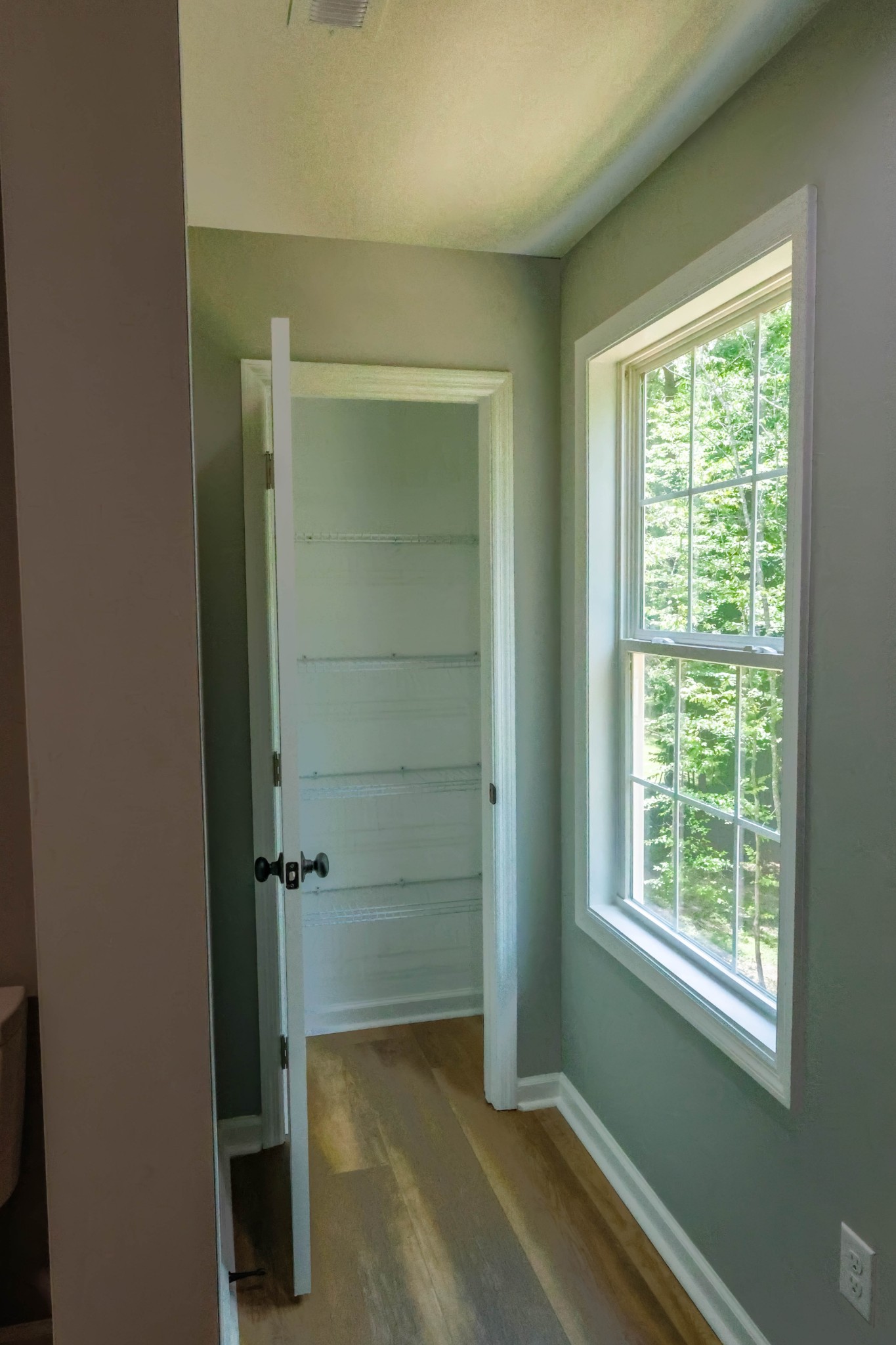 161 Vista Pointe Hohenwald, TN 38462 - Photo 38 of 43 a view of an empty room with a window