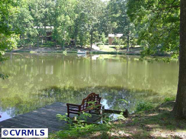 4323 Croatan Road Richmond, VA 23235 - Photo 2 of 9 Other - Enjoy resort style living in your own back