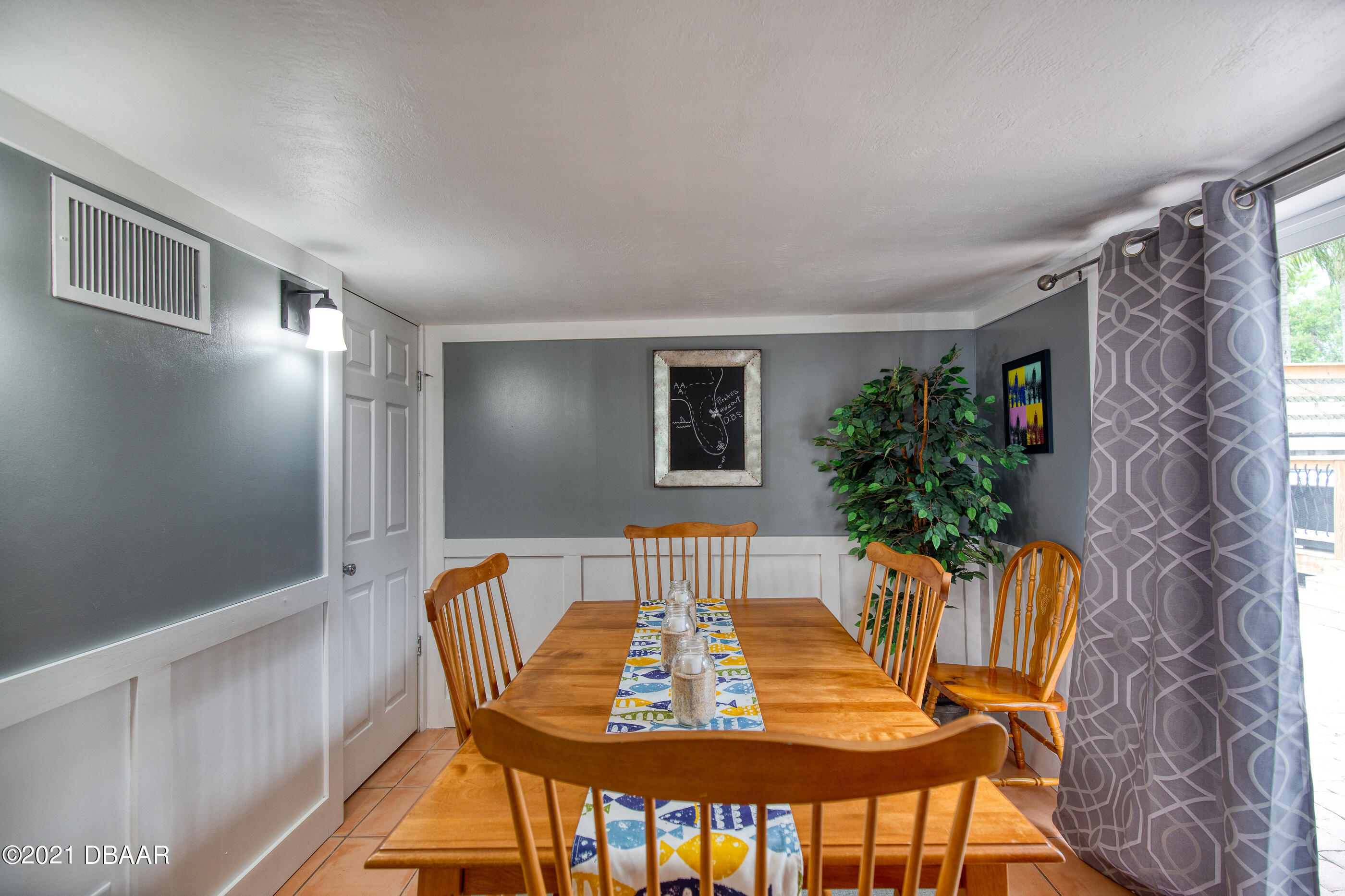 82 Margaret Road Ormond Beach, FL 32176 - Photo 16 of 54 82MargaretRoad-15