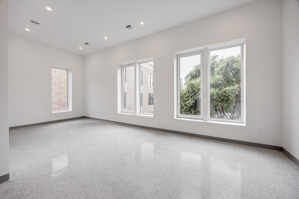 80 Middlesex Street, Unit 306 Lowell, MA 01852 - Photo 7 of 24