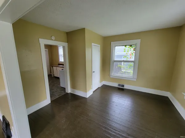 $125,000 | 3420 Plaza Drive, Fort Wayne, IN 46806