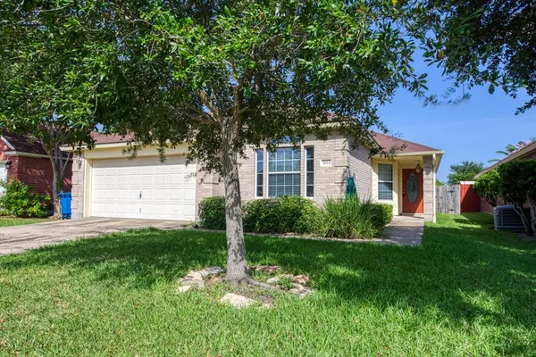 $2,000 | 1113 La Mirada Street, Portland, TX 78374