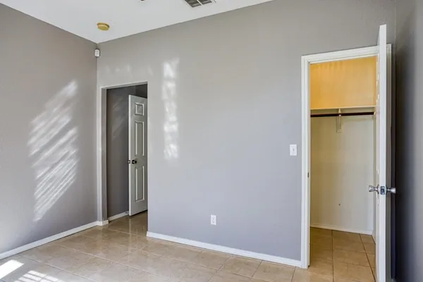 $2,000 | 1113 La Mirada Street, Portland, TX 78374