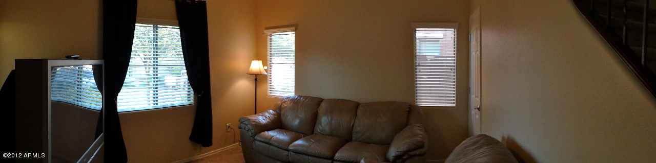 565 North Ranger Trail Gilbert, AZ 85234 - Photo 5 of 17 Living Room